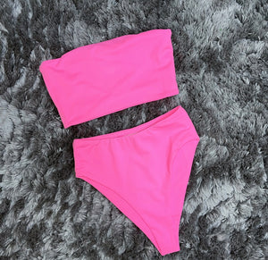 A splash of summer bikini